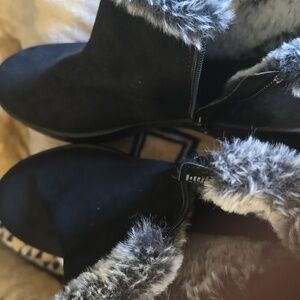 Women's Black Fur-Lined Ankle Boots